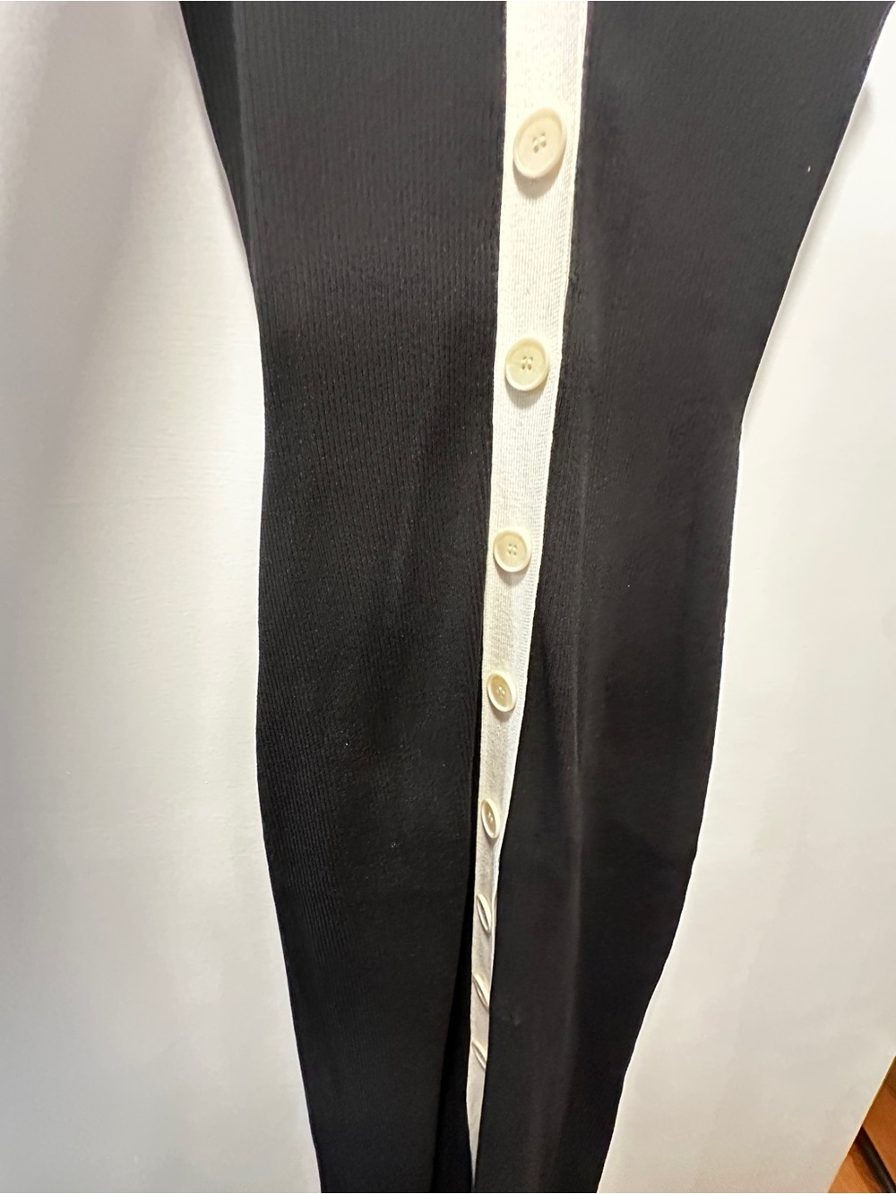 ๐NWT Commense Black Maxi Sweater Tank Dress with Cream Trim, Sz Medium - Picture 7 of 11